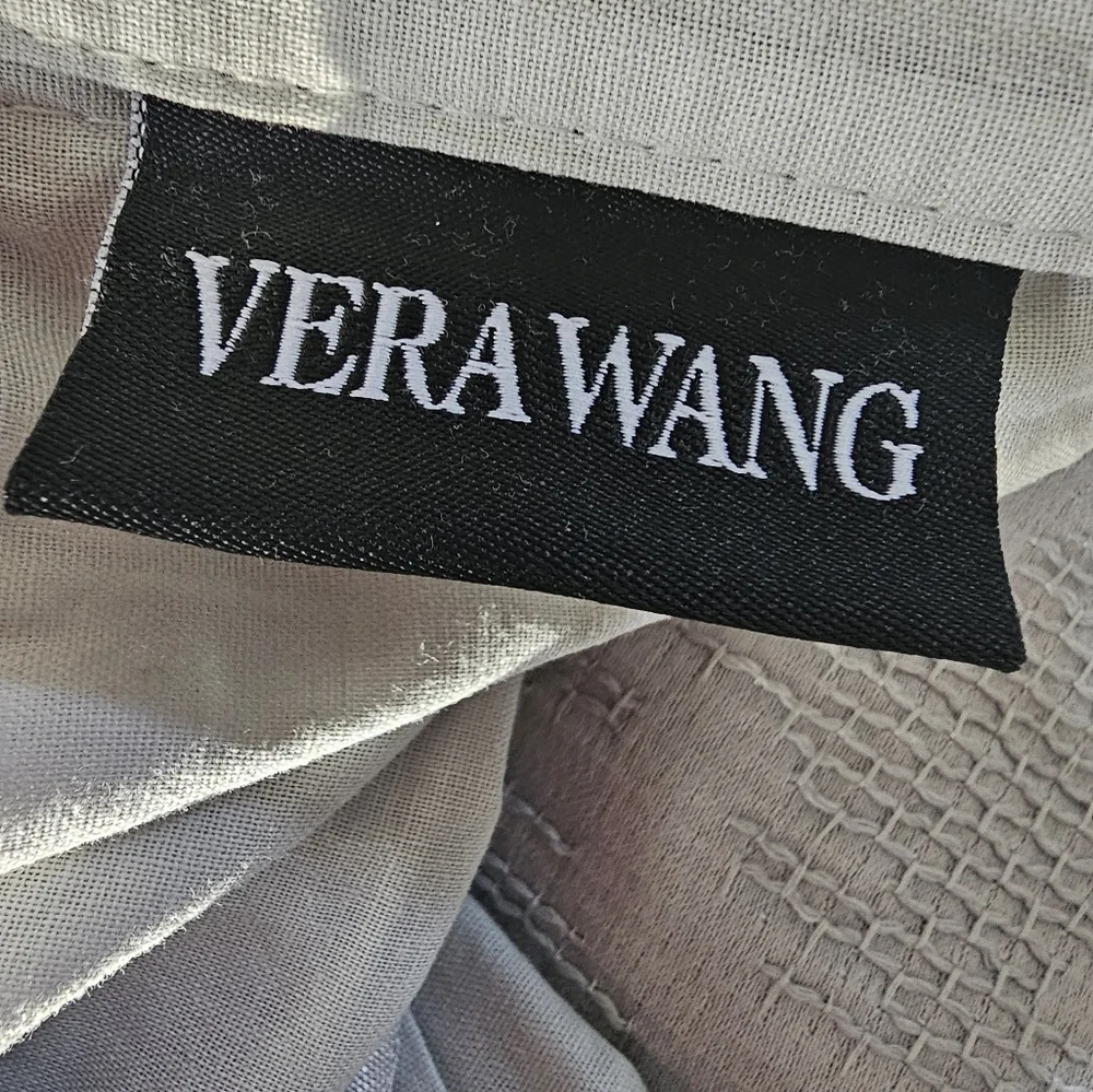 Vera Wang Illusion Grey Duvet Cover Set - King. New